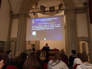 f-img-20190304-wa0012